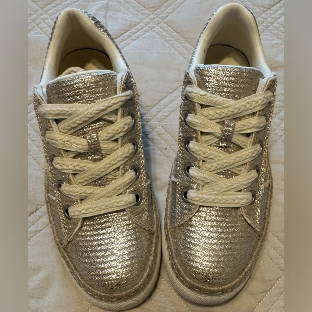 Brand New Trendy Blowfish Sneakers - Picture 4 of 9
